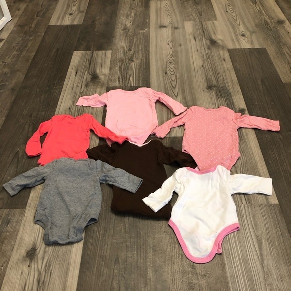 Carters Bundle of Plain and Printed Onesies‎ 3 Months - Picture 9 of 9